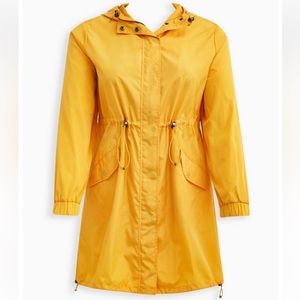 Longline, Nylon rain jacket